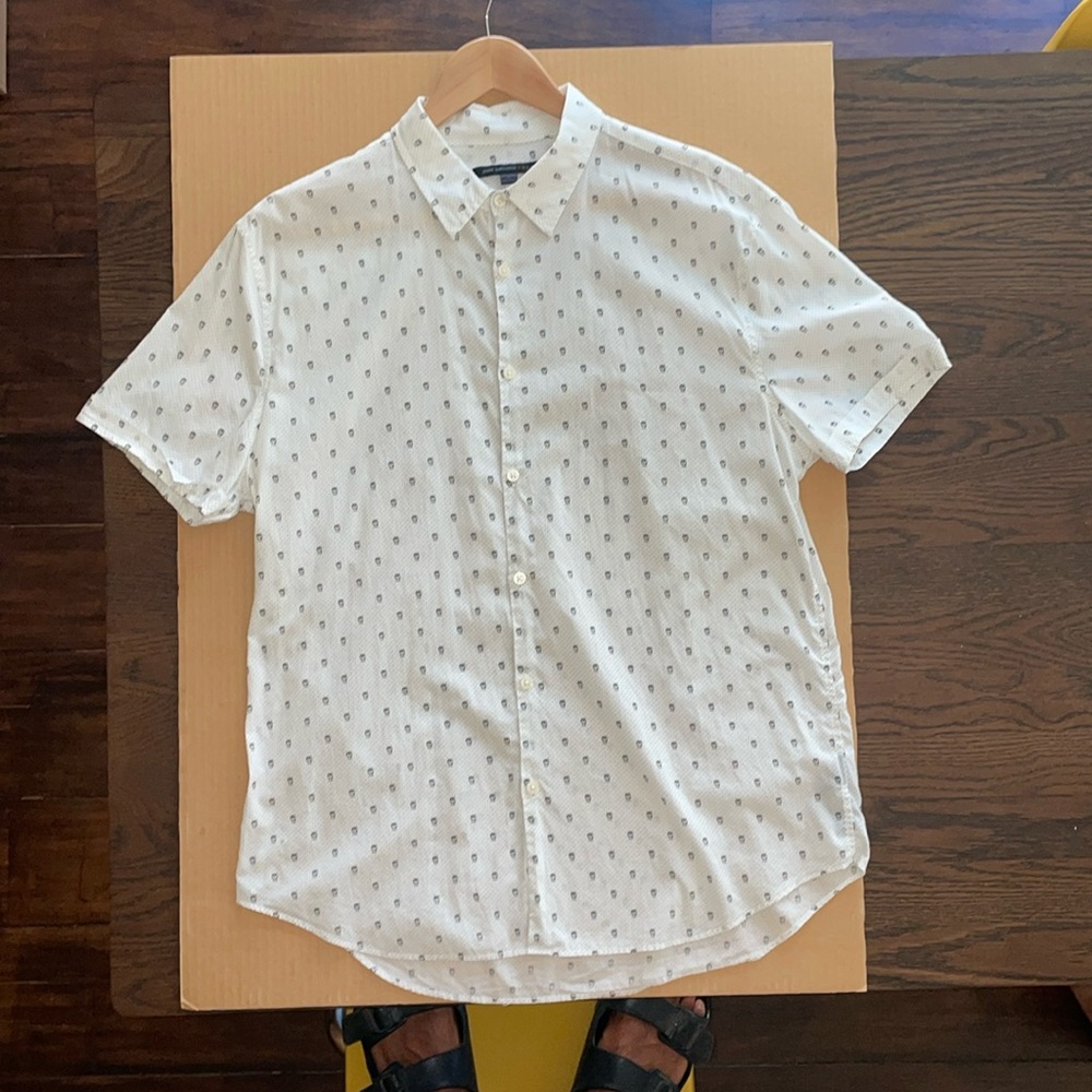 Vintage John Varvatos skull print shirt